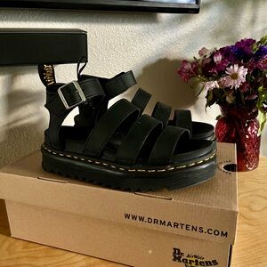 Dr. Martens Blaire Sandal
